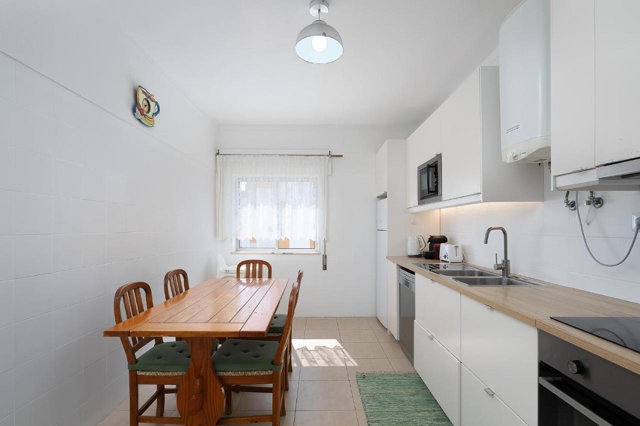 Tranquil View Apartment By Lovelystay Куартейра Екстер'єр фото
