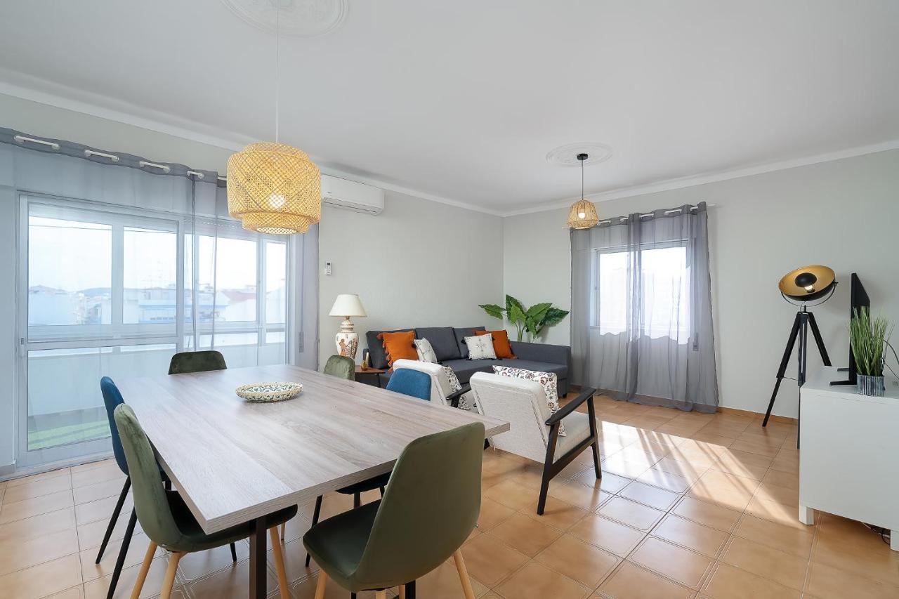 Tranquil View Apartment By Lovelystay Куартейра Екстер'єр фото